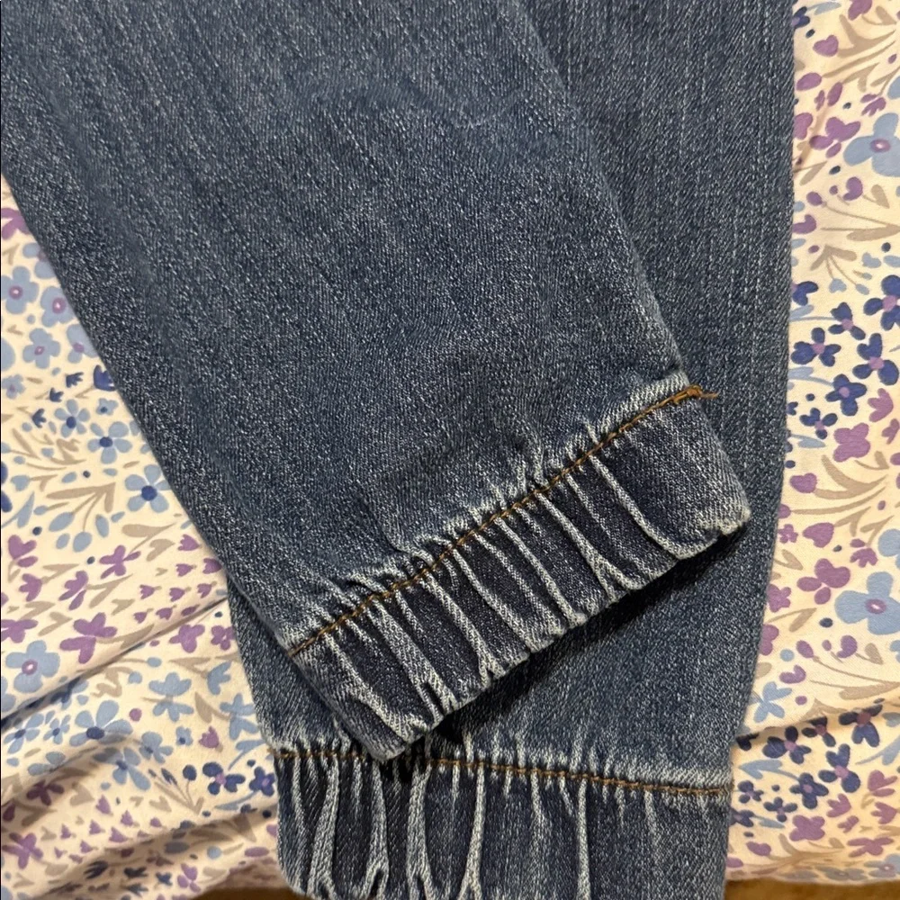 🏖️10 items for $20☀️
Levi's Denizen Light Blue Jeans jogger style| size 8 reg - Picture 7 of 7